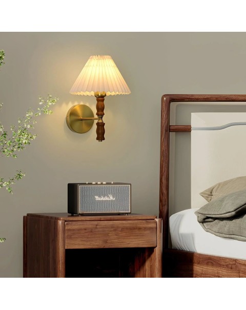 Scandinavian Japanese solid wood bedroom bedside wall lamp French retro iron net red pleated bedroom living room background light