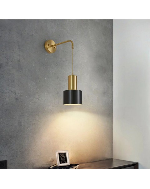 Post-modern light luxury wall lamp bedroom bedside lamp simple Scandinavian creative copper wall lamp living room hotel aisle wall light