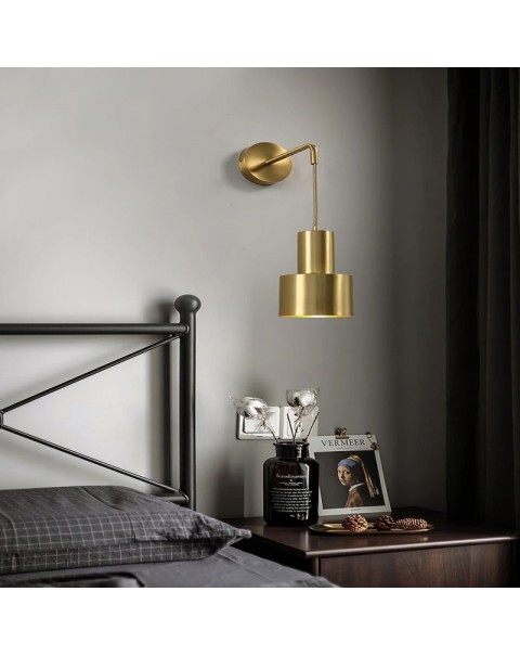 Post-modern light luxury wall lamp bedroom bedside lamp simple Scandinavian creative copper wall lamp living room hotel aisle wall light