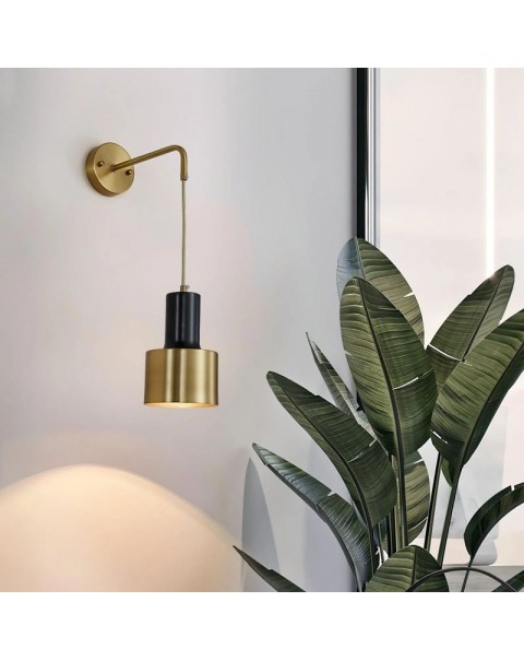 Post-modern light luxury wall lamp bedroom bedside lamp simple Scandinavian creative copper wall lamp living room hotel aisle wall light