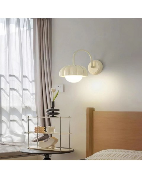 Premium sense of French cream wind children's room bedside small chandelier modern simple full-spectrum energy-saving eye-care bedroom lights