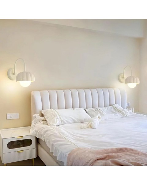 Premium sense of French cream wind children's room bedside small chandelier modern simple full-spectrum energy-saving eye-care bedroom lights