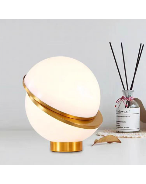 Scandinavian style table lamp bedroom bedside lamp creative simple modern light luxury designer decorative reading table lamps