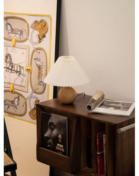 Table lamp bedroom vintage night light cozy romantic desktop decorative atmosphere sense bedside lamp living room eye protection study cream