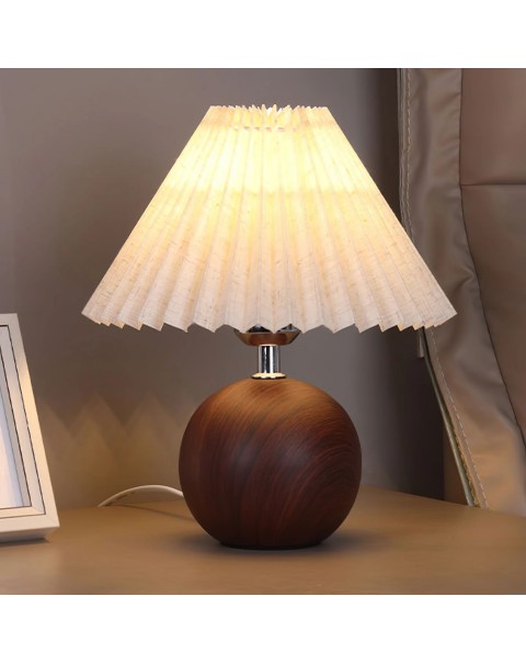 Table lamp bedroom vintage night light cozy romantic desktop decorative atmosphere sense bedside lamp living room eye protection study cream