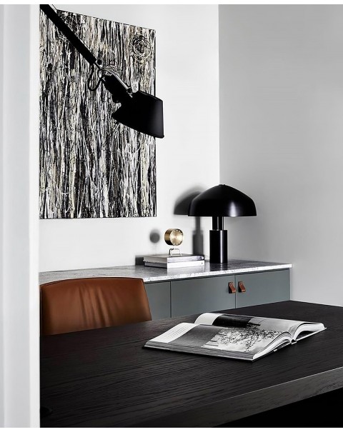 Scandinavian minimalist metal designer hotel desk lamp post-modern personalized sample bedroom bedside decorative table lamps