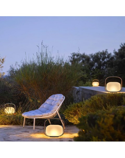 Steamer Outdoor Solar Lawn Lamp Camping Waterproof Hand Lamp Patio Landscape Lamp Terrace Garden Decorative Lights