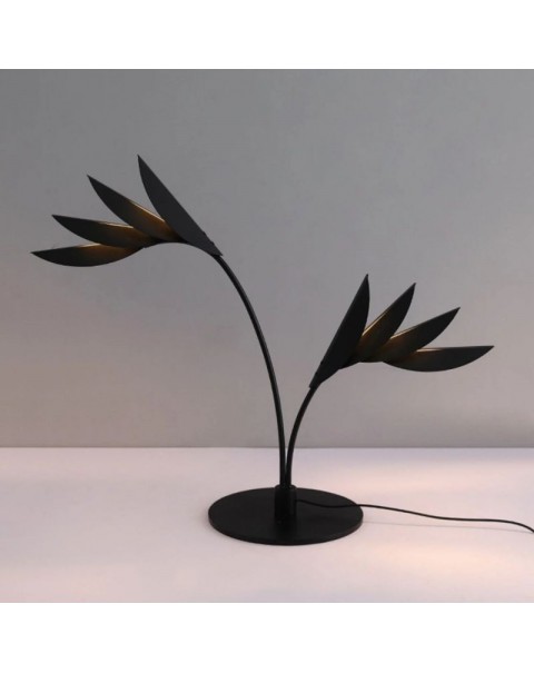 Scandinavian light luxury ornaments decorative table lamp personalized creative simplicity showroom hotel living room bedroom senior sense designer